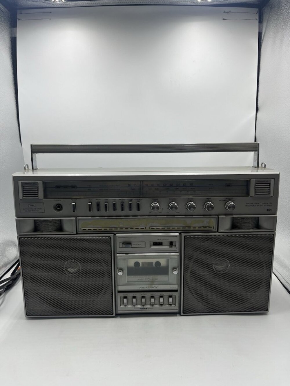 Realistic SCR-8 - 14-778A Am/Fm Cassette Boombox - Radio Works Great ✅